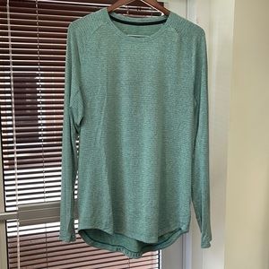 Lululemon LS Drysense Sz L